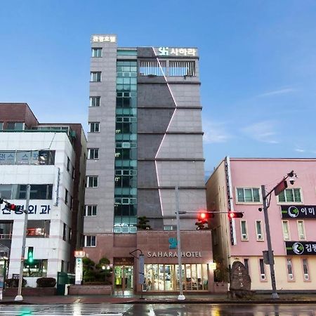 โรงแรมซาฮาร่า เมืองเชจู ภายนอก รูปภาพ